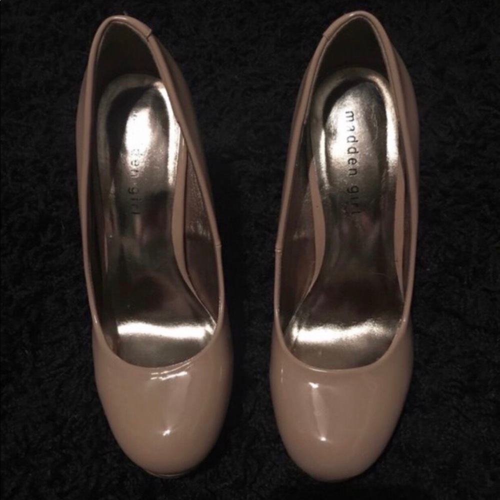 Madden Girl Pumps